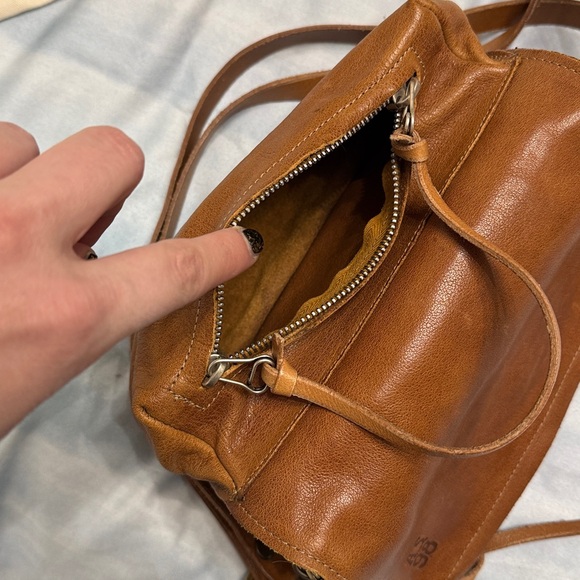 A.S.98 Tan Leather Shoulder Bag - Picture 7 of 8